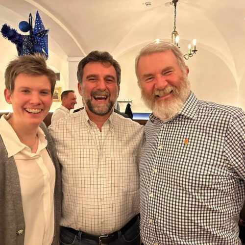 facebook_1671448600126_7010563549303704793